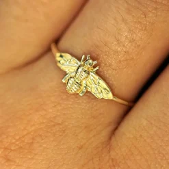 Bee Ring