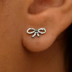 Bow Earring