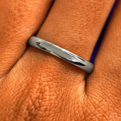 Curvy Mirror Band