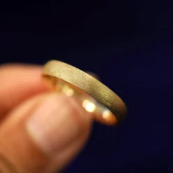Curvy Stardust Band