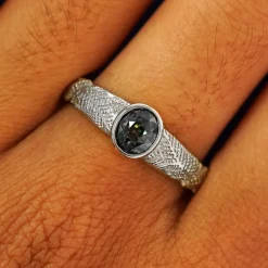 Dark Green Sapphire Pine Ring