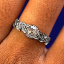 Diamond Leaves Ring