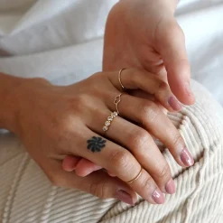 5 Diamonds Ring