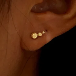 Graduated Ball Earring