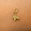 3 Leaves Charm