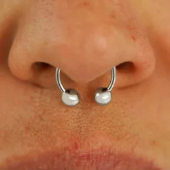 Medium Horseshoe Piercing