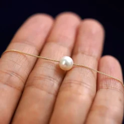 Medium Pearl Slide Necklace