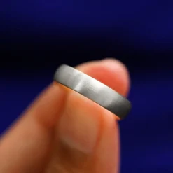 Platinum Curvy Matte Band