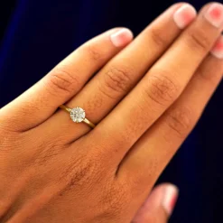 Round Lab Diamond Ring