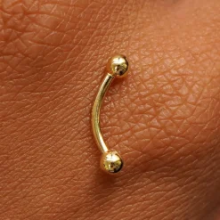 Small Curved Barbell Piercing