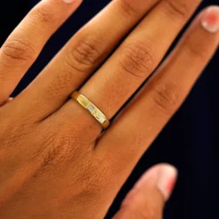 Square Carre Cut Diamond Band