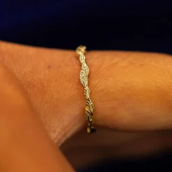 Thin Leaves Band