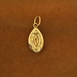 Vulva Charm